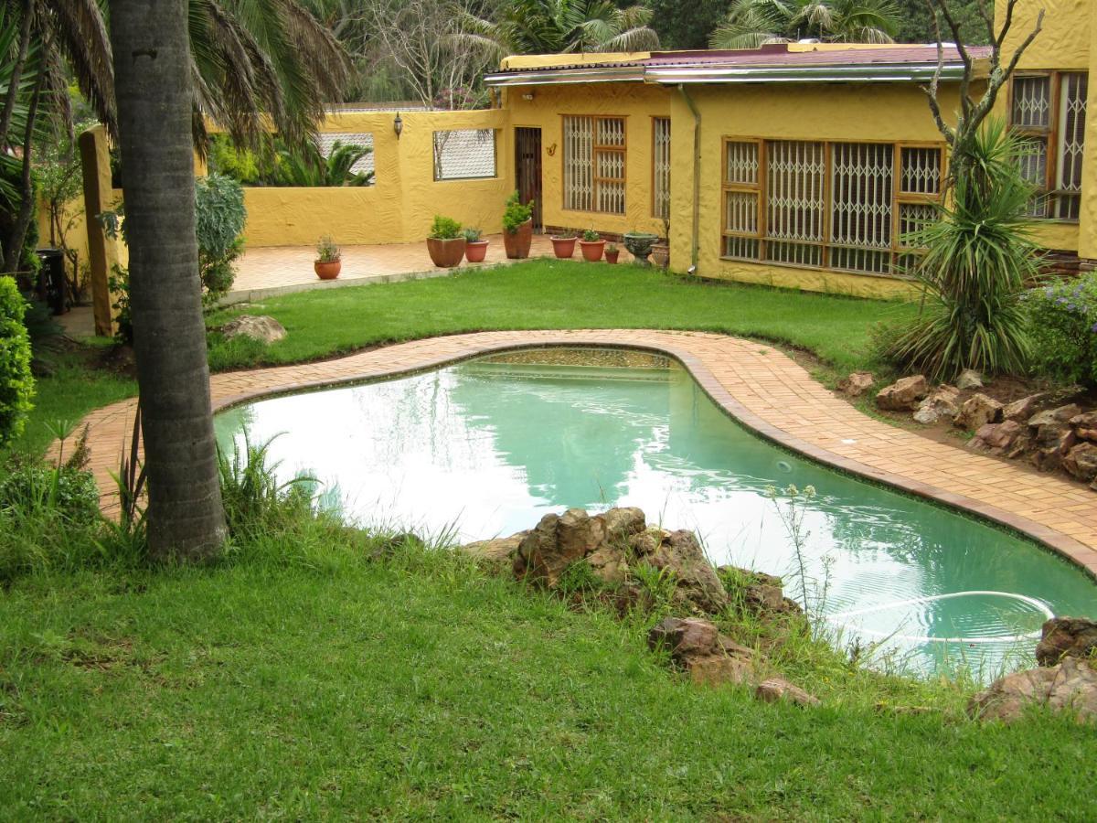 Phomolong Guest House, Westgate, Roodeporte Roodepoort Esterno foto